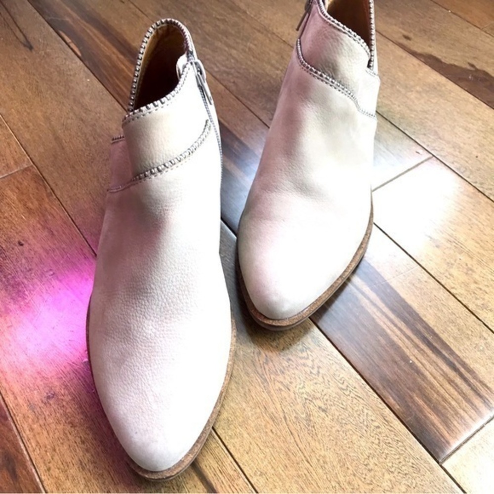 Lucky Brand Perrma‎ Bootie 8.5 Like New